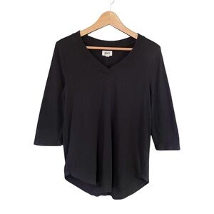 Pact 100% Organic Cotton Shirt Womens Size Small Black V Neck Cropped Sleeve Tee